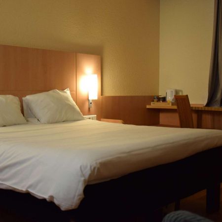 Hotel Ibis Nancy Centre Gare Et Congres Exterior foto