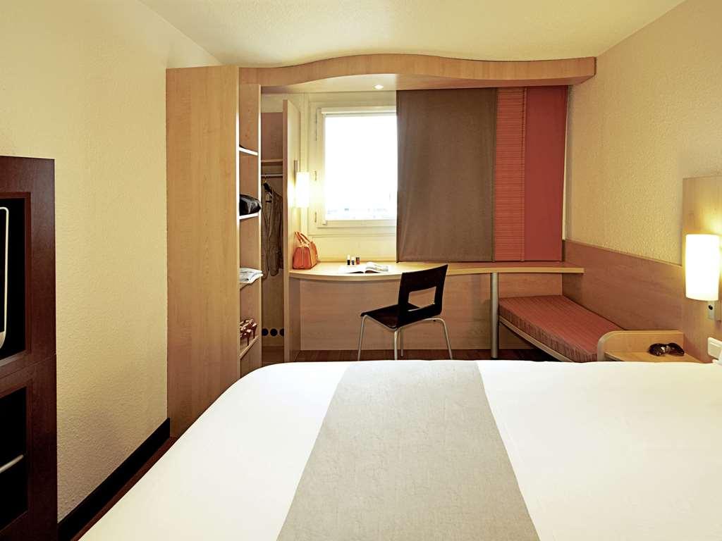 Hotel Ibis Nancy Centre Gare Et Congres Zimmer foto